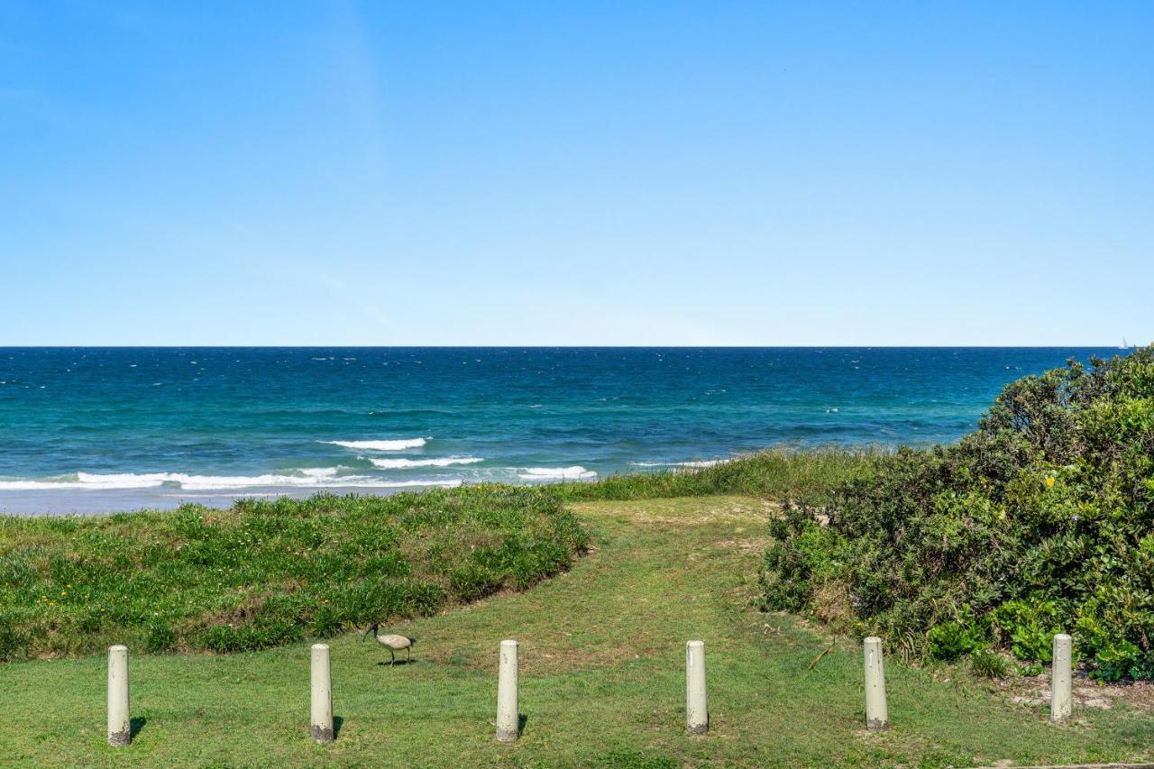 Surfside - Lennox Head Villa Buitenkant foto