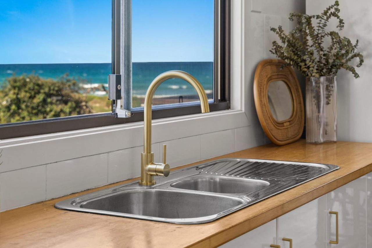 Surfside - Lennox Head Villa Buitenkant foto